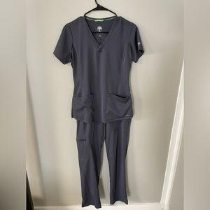 Healing Hands scrub set. Top(XS) bottoms(S) grey